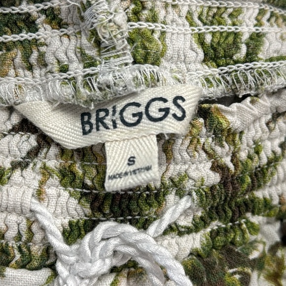 Briggs New York Green and White Cargo Shorts with Palm Tree Print - Picture 2 of 7